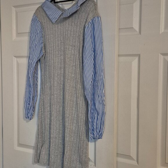 Dress - Picture 1 of 1